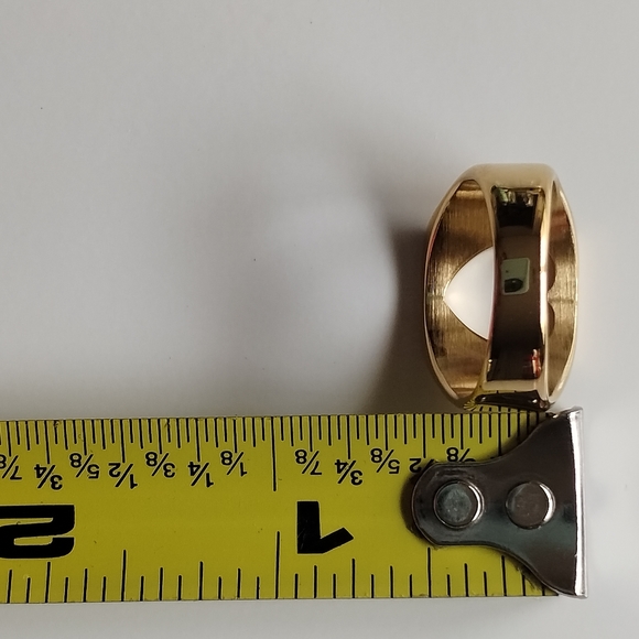 Retro Hearts Shape Hollow Out Wide Band Ring. - Picture 5 of 6